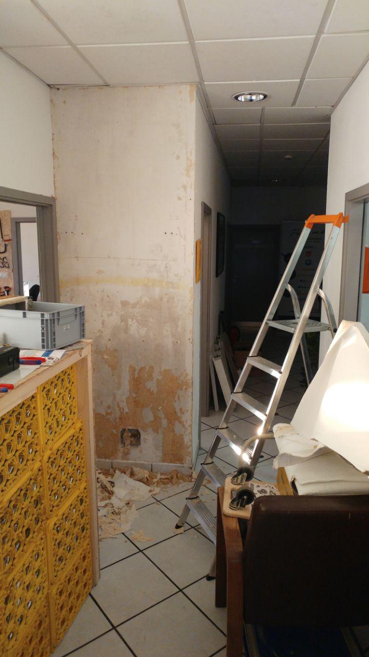 Spontane Baustelle im CoWorkingspace